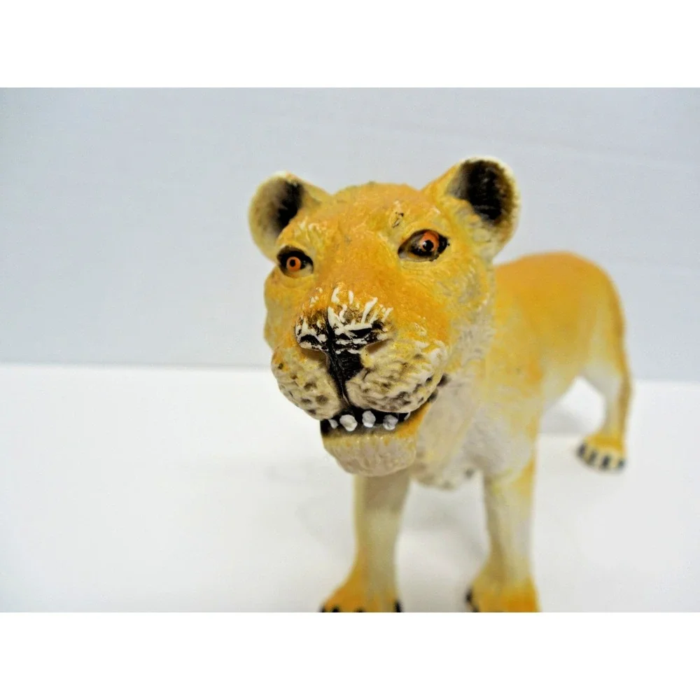 Lioness Resin Animal Figurine  10